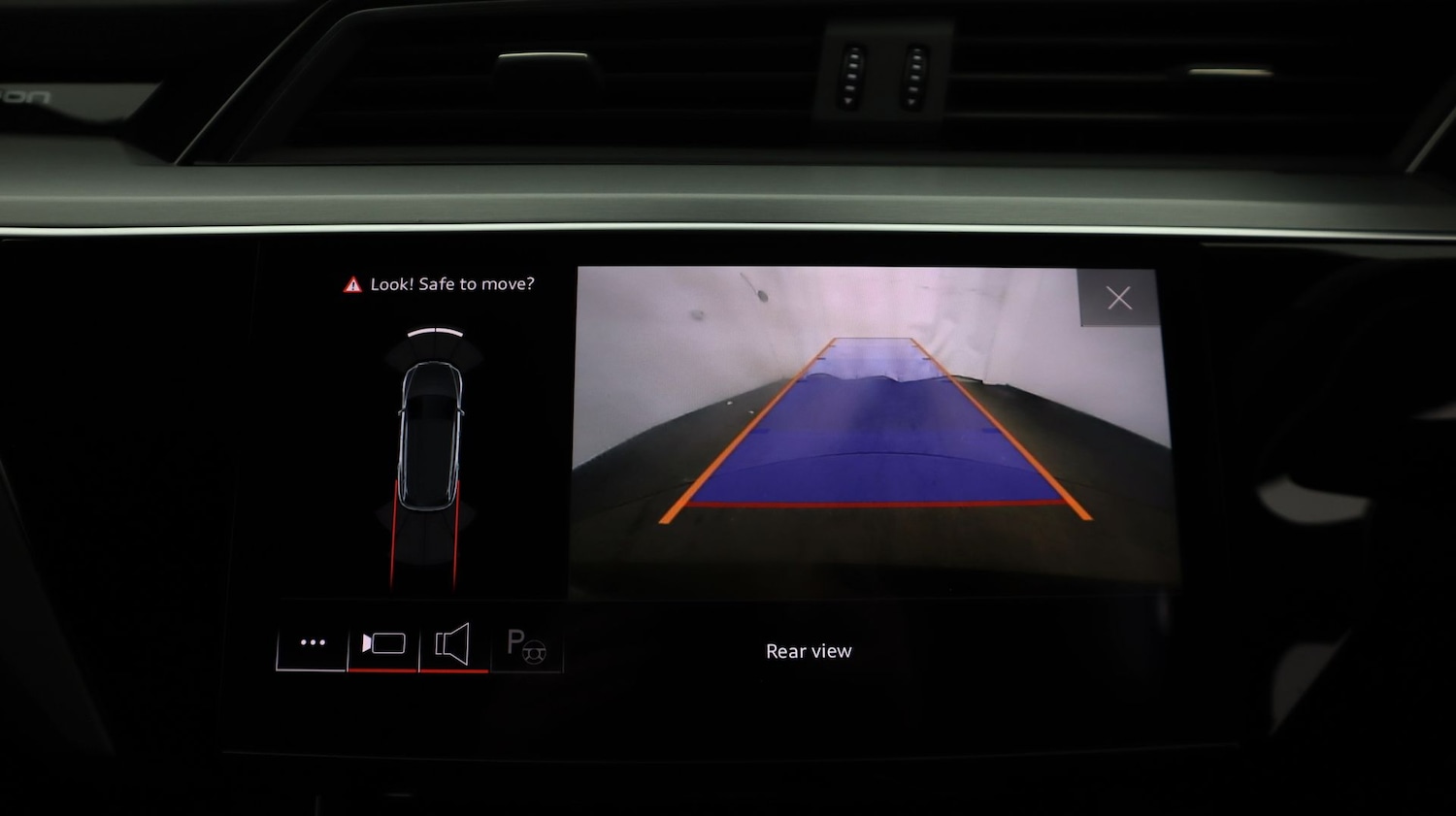 Used Audi e-tron 2021 for sale - 77764300: Photo 26