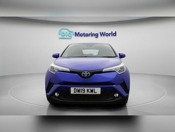 Used Toyota C-HR 2019 for sale - 76295056: Photo 3
