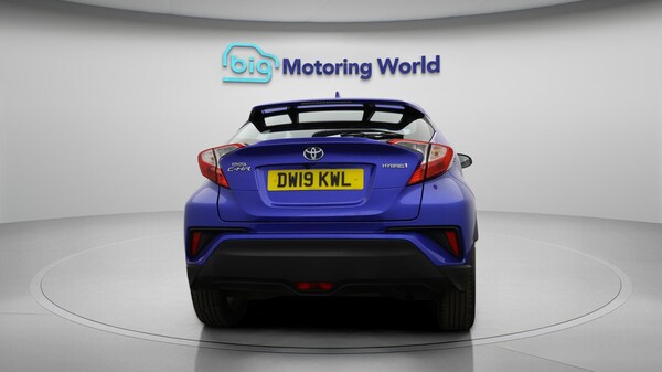 Used Toyota C-HR 2019 for sale - 76295056: Photo 7