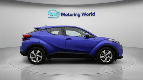 Used Toyota C-HR 2019 for sale - 76295056: Photo 9