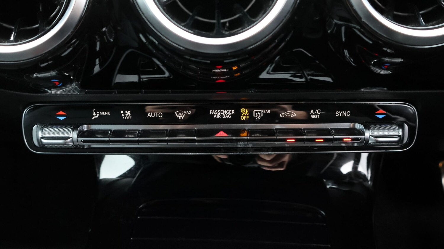 Used Mercedes-Benz CLA 2020 for sale - 77365070: Photo 12