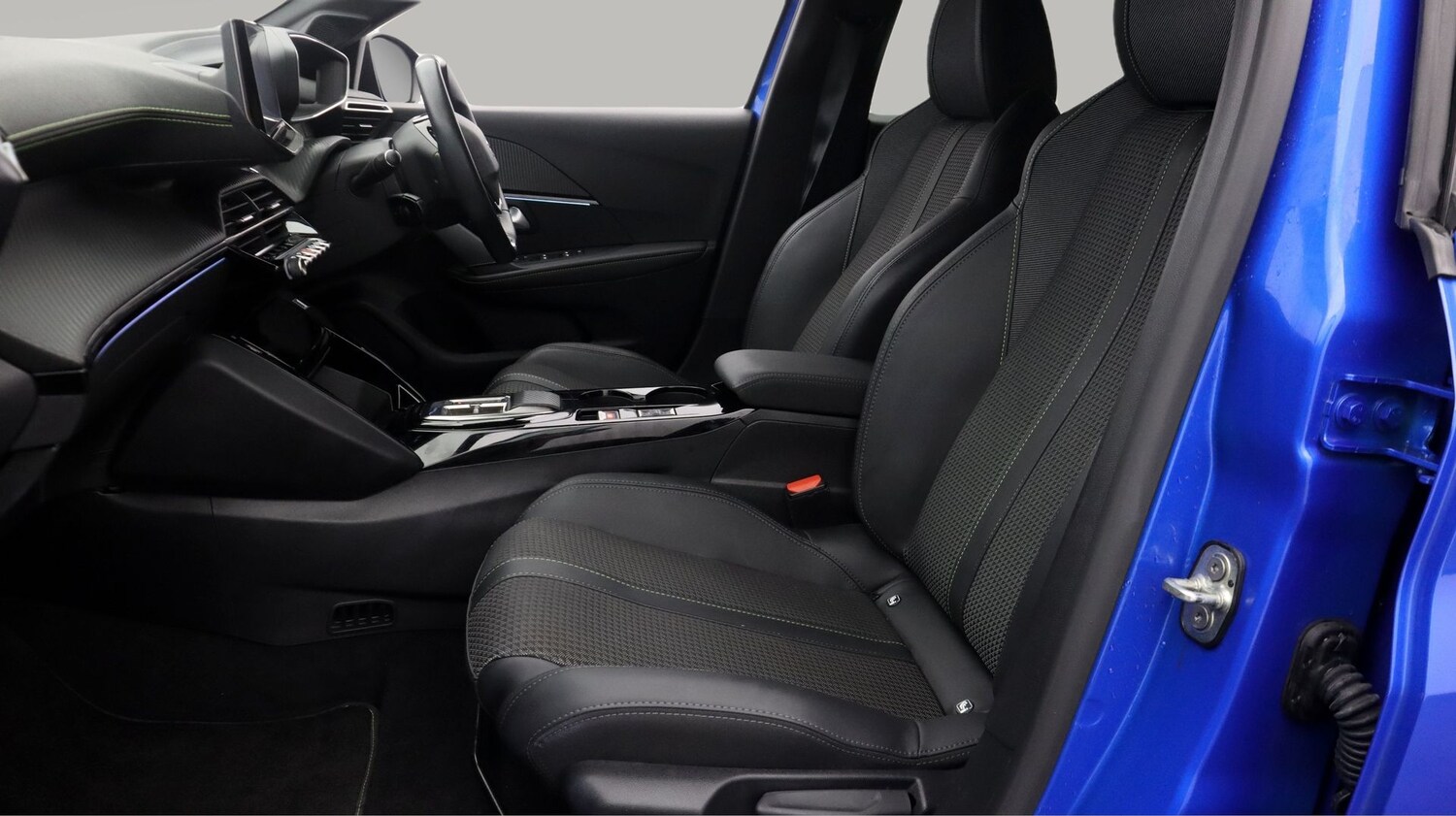 Used Peugeot 208 2023 for sale - 77181915: Photo 14