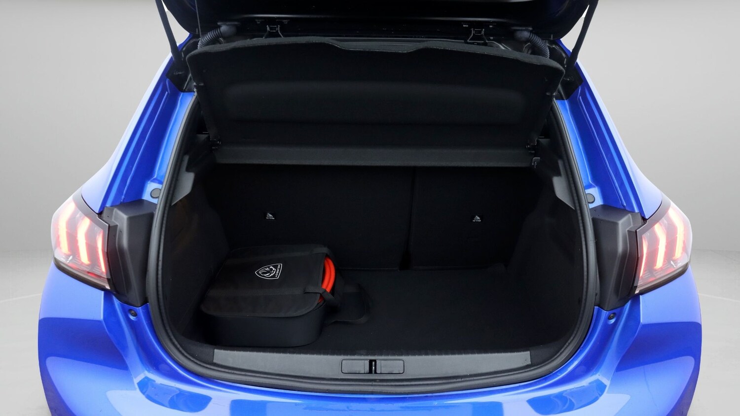 Used Peugeot 208 2023 for sale - 77181915: Photo 17