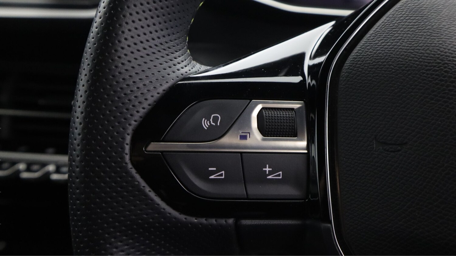 Used Peugeot 208 2023 for sale - 77181915: Photo 21