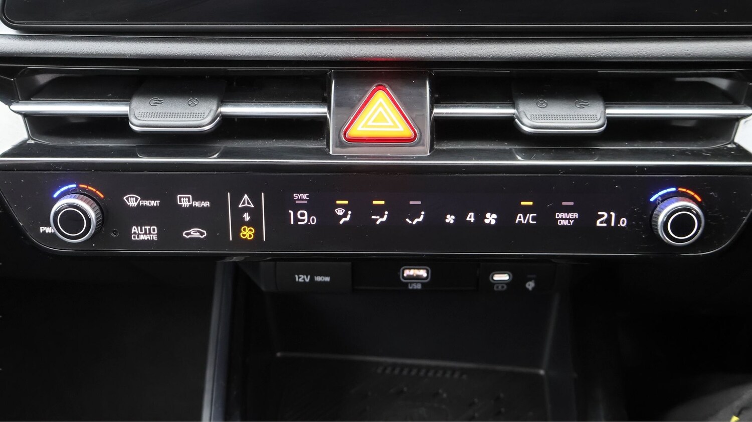 Used Kia Niro 2023 for sale - 77675846: Photo 12