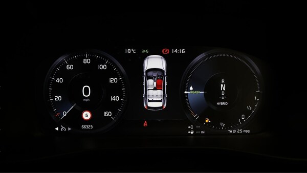 Used Volvo XC40 2021 for sale - 76247217: Photo 11