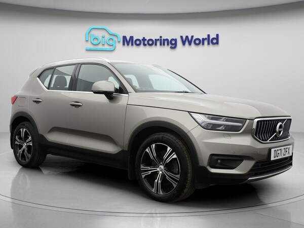 Used Volvo XC40 2021 for sale - 76247217: Photo 1