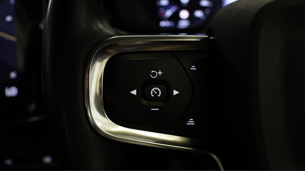 Used Volvo XC40 2021 for sale - 76247217: Photo 24