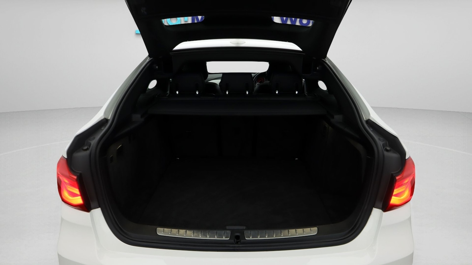 Used BMW 3 Series 2018 for sale - 78032095: Photo 17