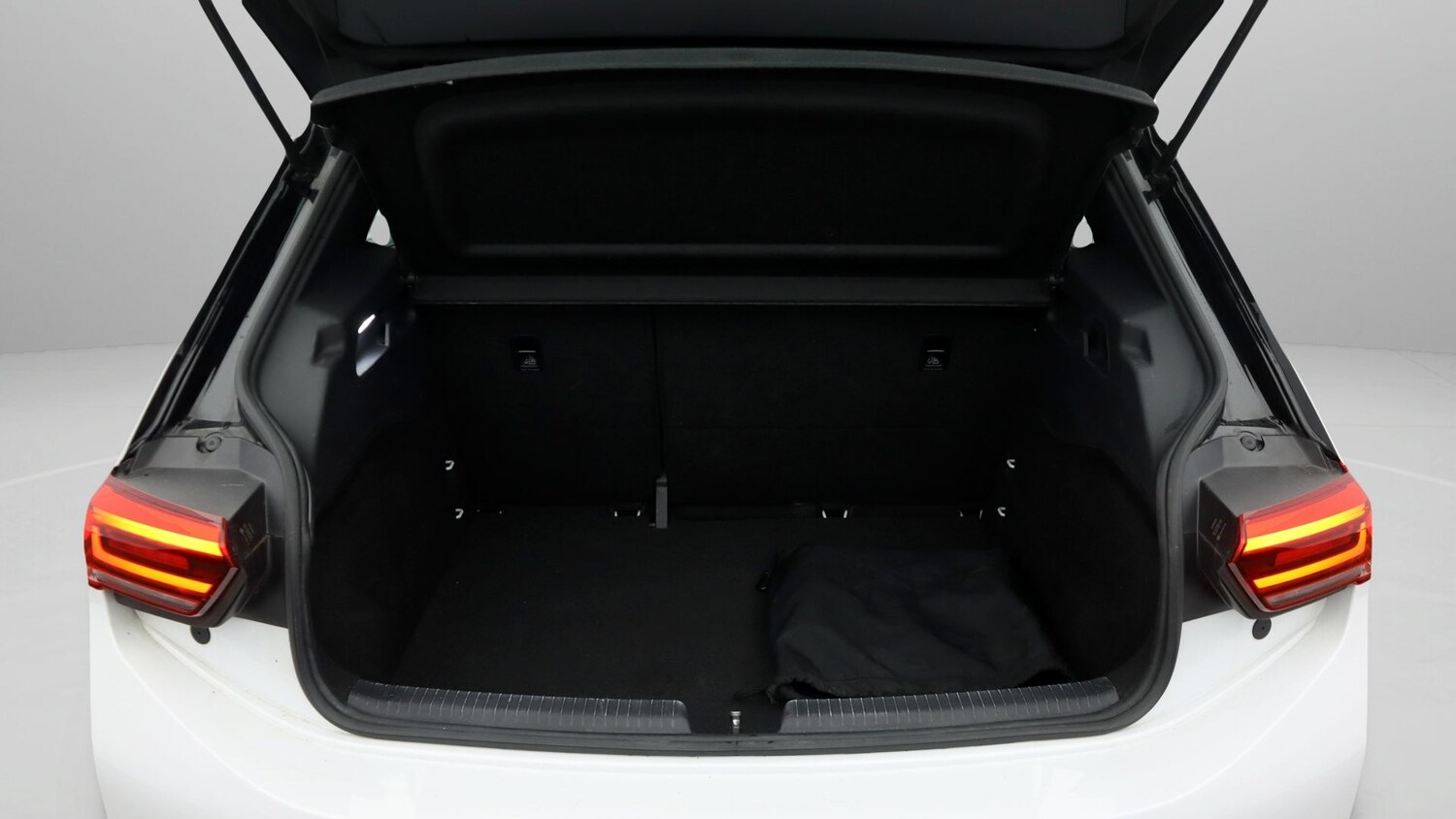 Used Volkswagen ID.3 for sale - 77681935: Photo 17