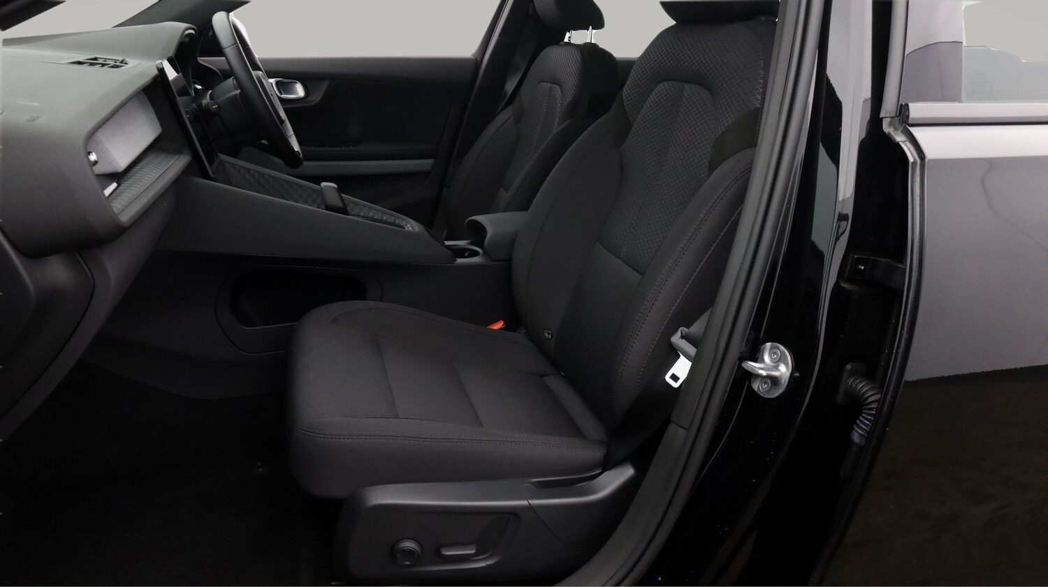 Used Polestar Polestar 2 2023 for sale - 77638837: Photo 14