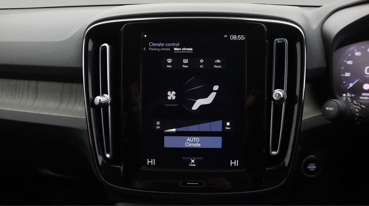 Used Volvo XC40 2021 for sale - 77393576: Photo 12