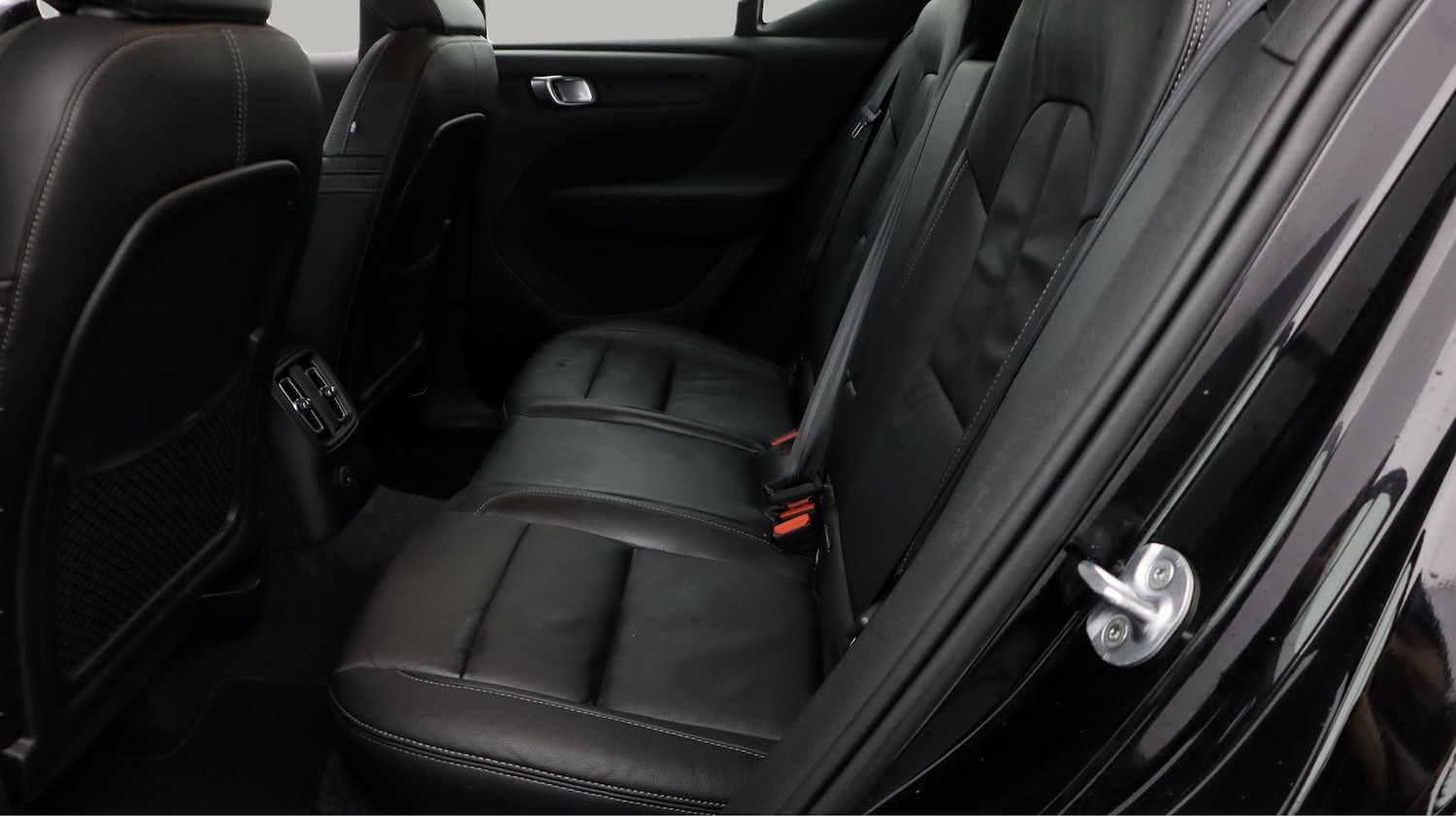 Used Volvo XC40 2021 for sale - 77393576: Photo 16