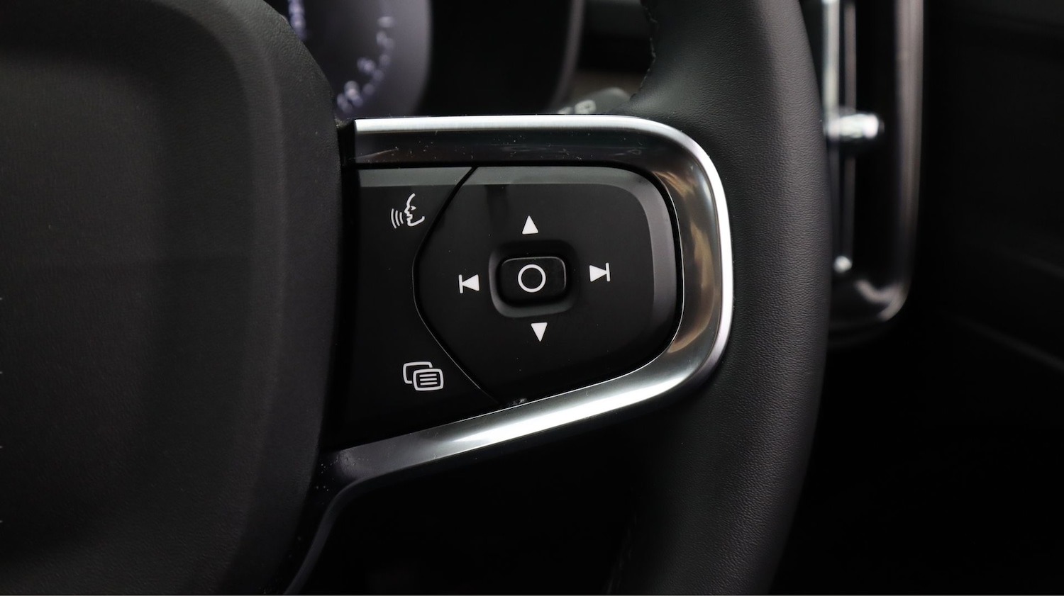 Used Volvo XC40 2021 for sale - 77393576: Photo 24