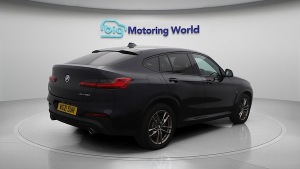 Used BMW X4 2021 for sale - 76200530: Photo 8