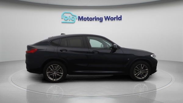 Used BMW X4 2021 for sale - 76200530: Photo 9
