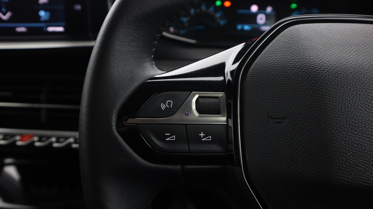 Used Peugeot 2008 2021 for sale - 77410807: Photo 22