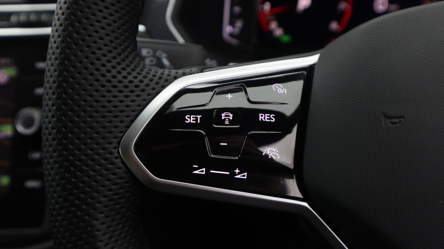 Used Volkswagen Tiguan 2023 for sale - 77461914: Photo 21