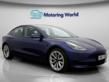 Tesla - Model 3