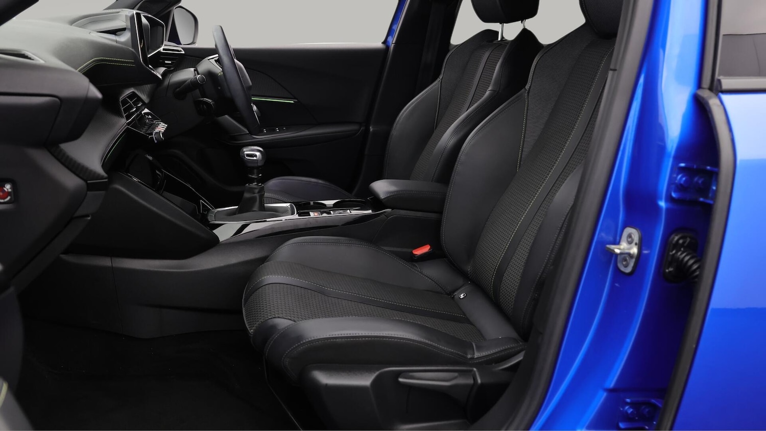 Used Peugeot 2008 2021 for sale - 76166997: Photo 15