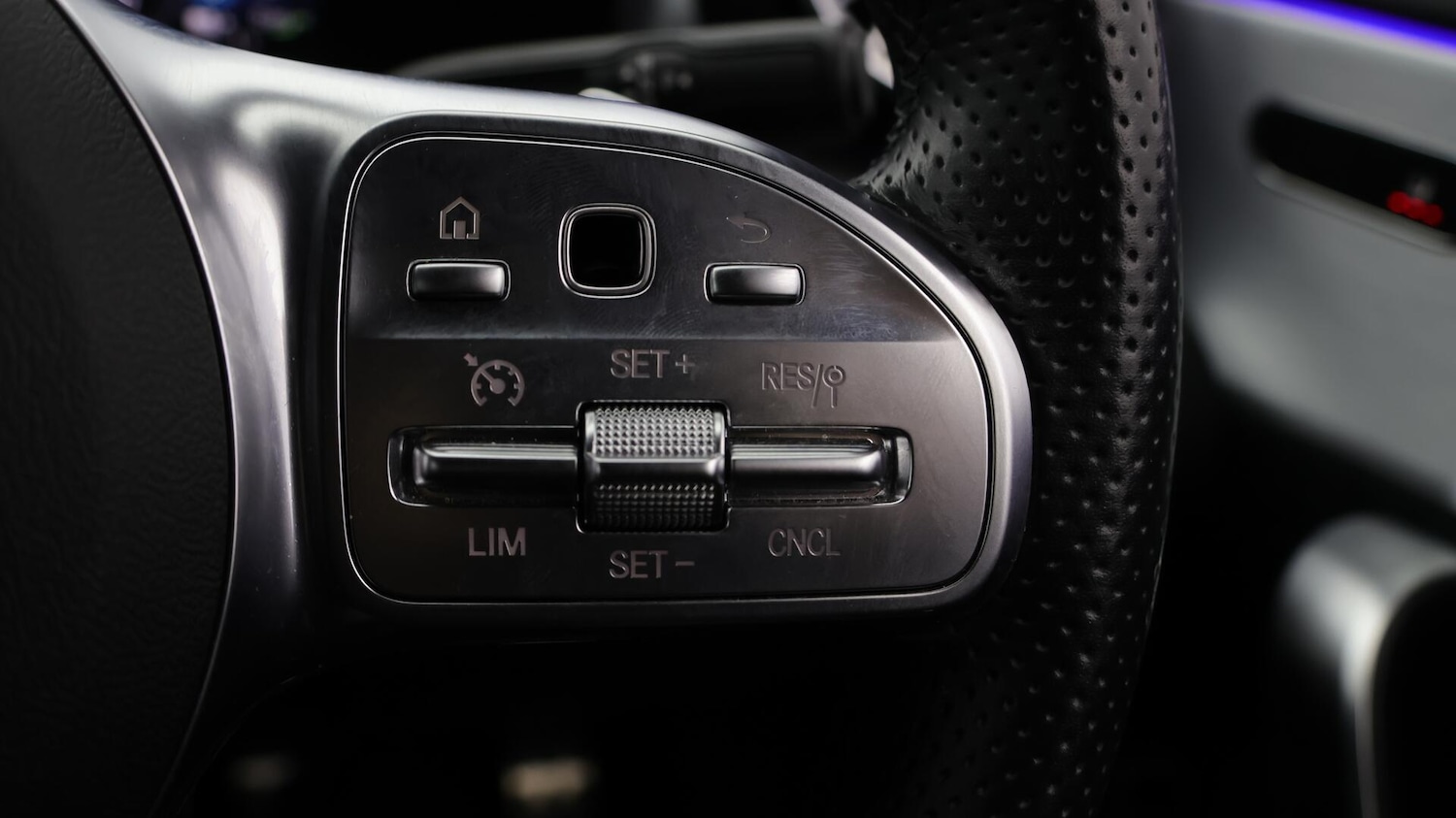Used Mercedes-Benz A-Class 2021 for sale - 76073121: Photo 24