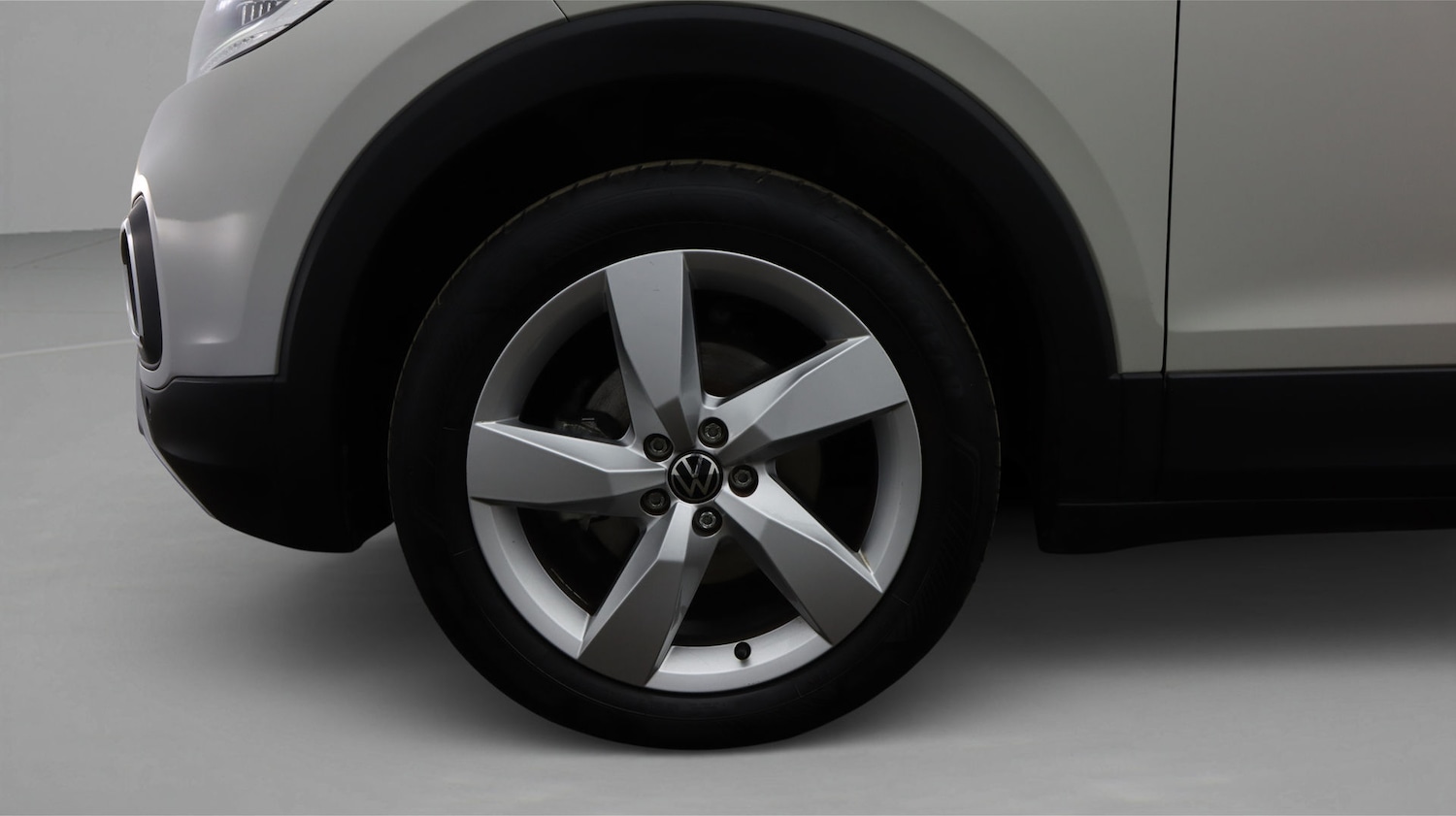 Used Volkswagen T-Cross 2023 for sale - 77303996: Photo 18