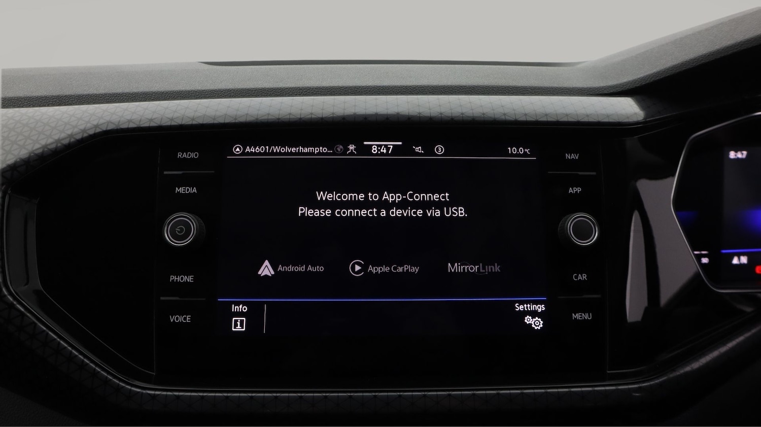 Used Volkswagen T-Cross 2023 for sale - 77303996: Photo 23