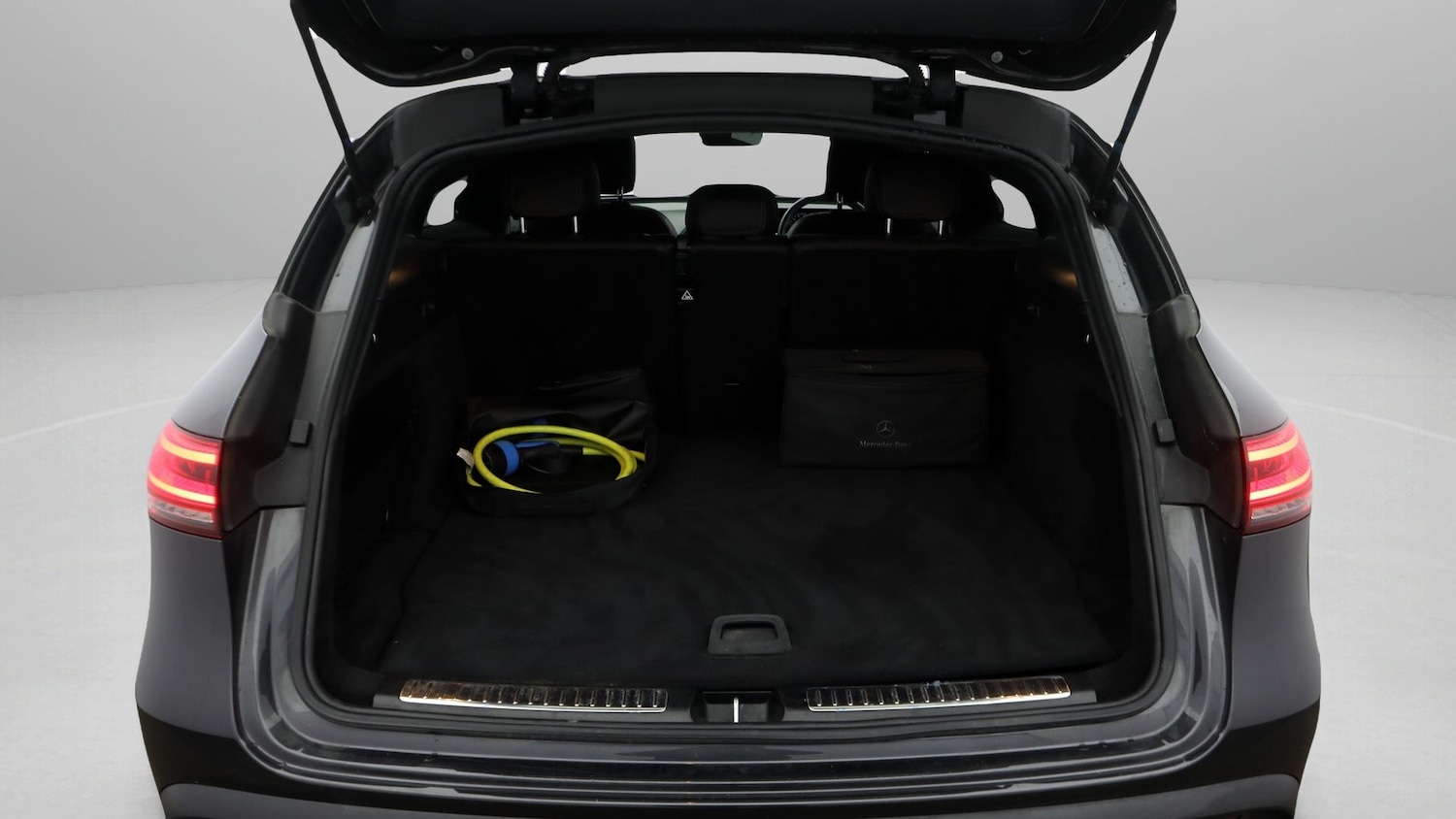 Used Mercedes-Benz EQC 2021 for sale - 77682207: Photo 17