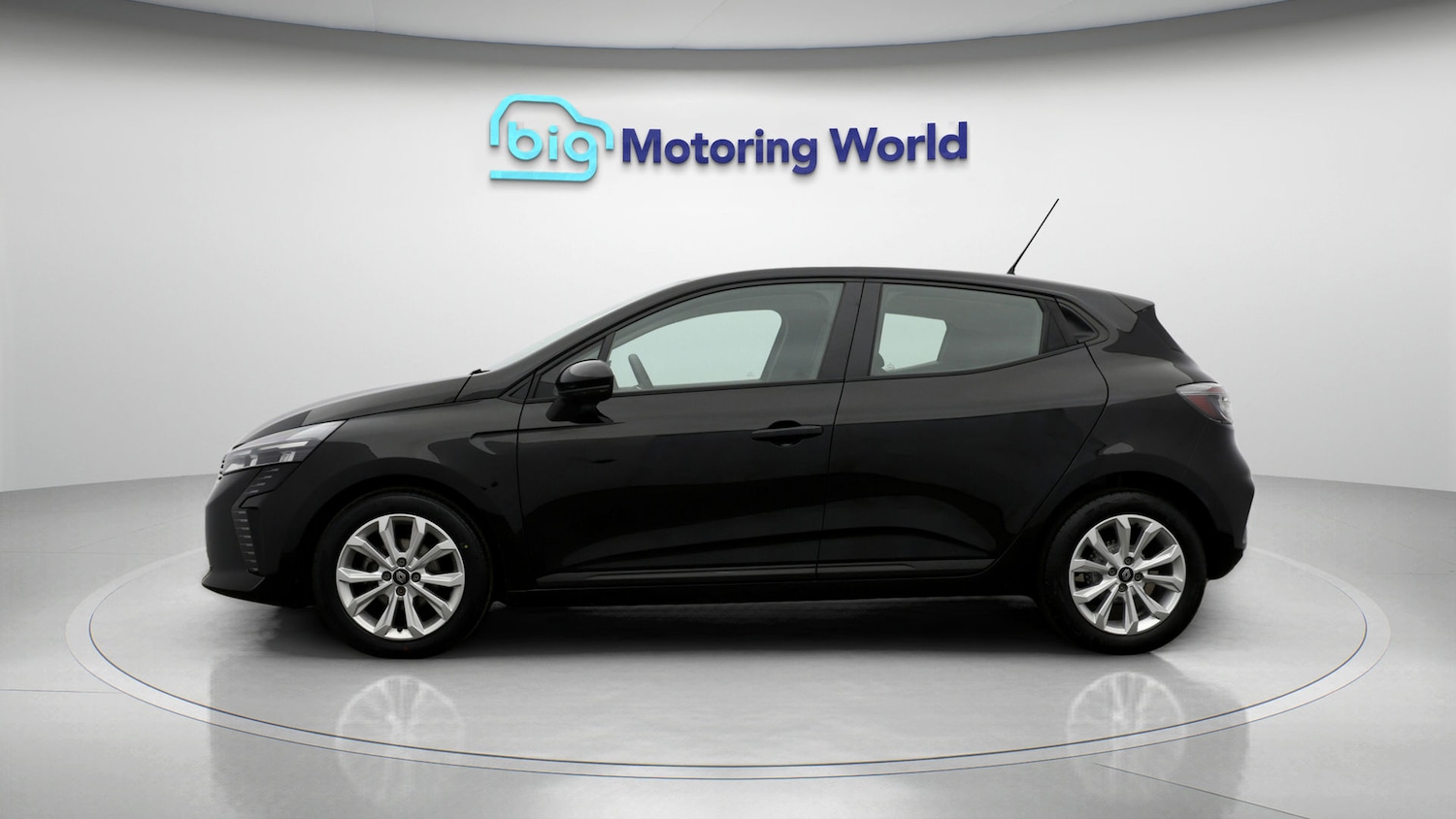 Used Renault Clio 2023 for sale - 77666191: Photo 4