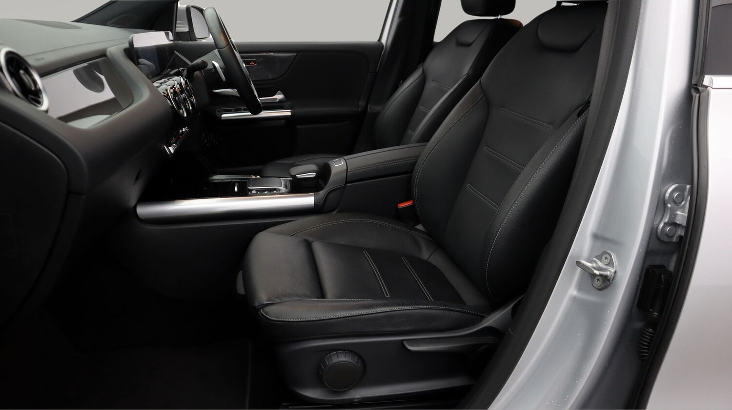 Used Mercedes-Benz GLA 2020 for sale - 77737000: Photo 14