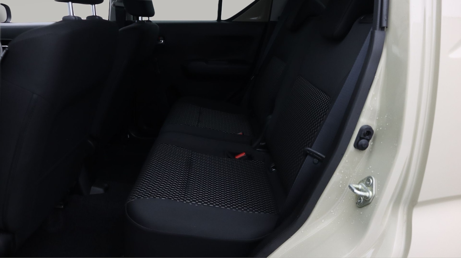 Used Suzuki Ignis 2023 for sale - 77428326: Photo 16