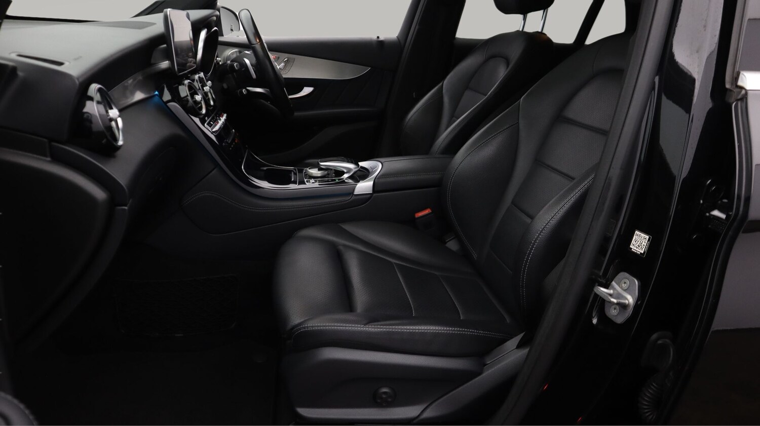 Used Mercedes-Benz GLC 2019 for sale - 77231534: Photo 14