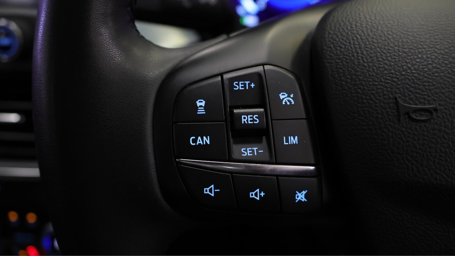 Used Ford Focus 2022 for sale - 76742460: Photo 24