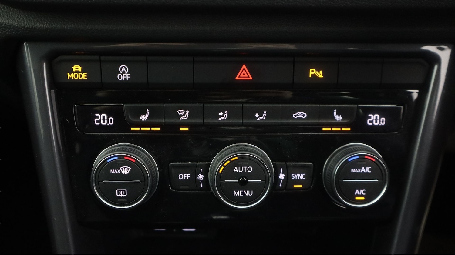 Used Volkswagen T-Roc 2020 for sale - 77181888: Photo 12