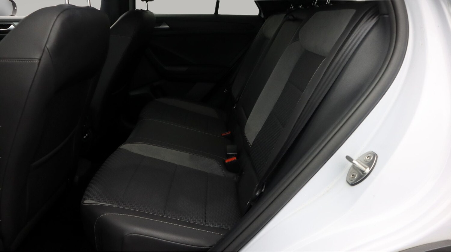 Used Volkswagen T-Roc 2020 for sale - 77181888: Photo 16