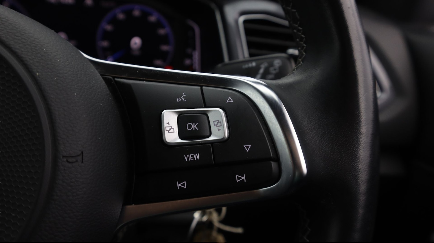 Used Volkswagen T-Roc 2020 for sale - 77181888: Photo 22