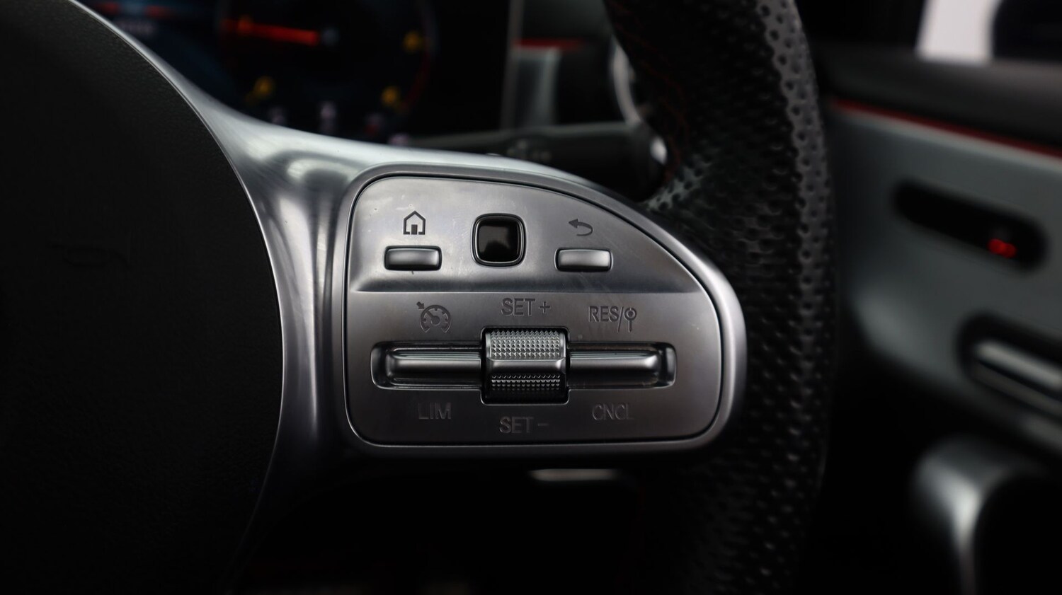 Used Mercedes-Benz A-Class 2020 for sale - 77584910: Photo 25