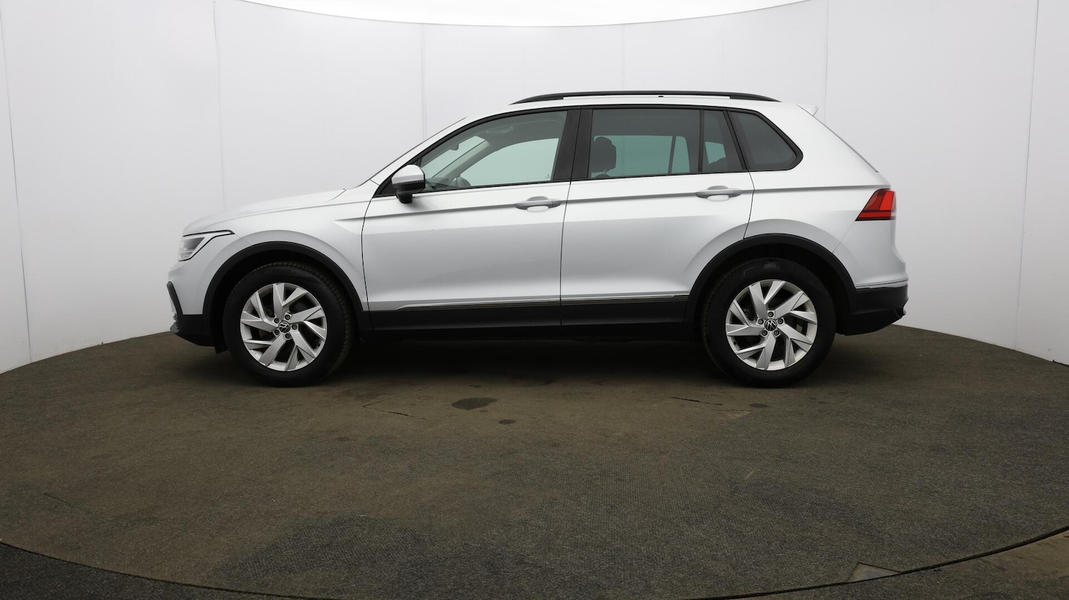 Used Volkswagen Tiguan 2021 for sale - 76424389: Photo 71