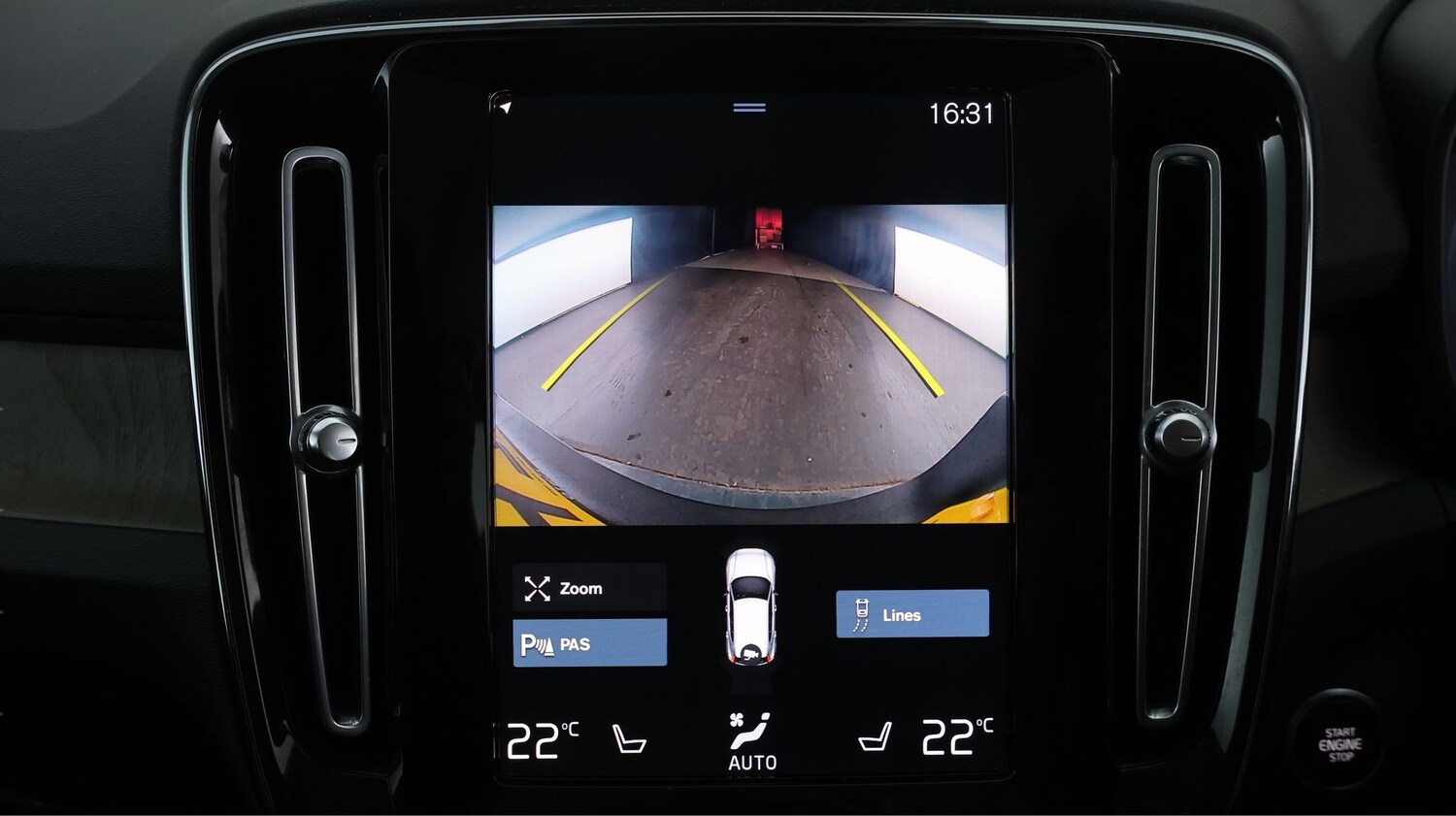 Used Volvo XC40 2022 for sale - 77935882: Photo 22