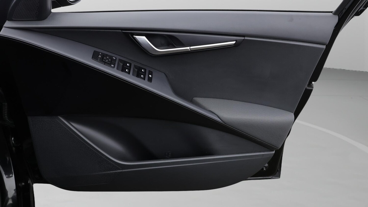 Used Kia Niro 2023 for sale - 76573191: Photo 16