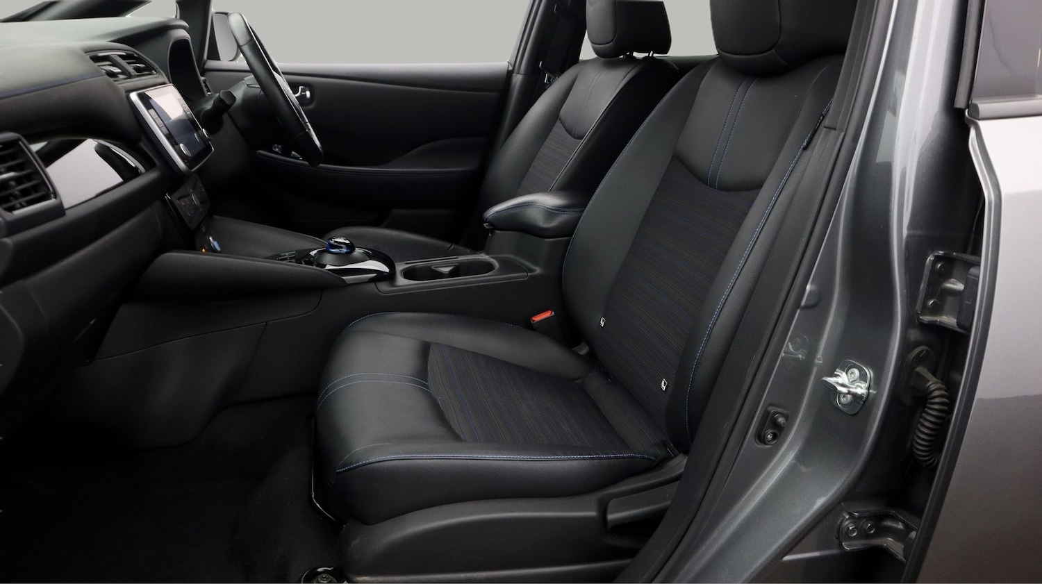 Used Nissan Leaf 2021 for sale - 77381424: Photo 14