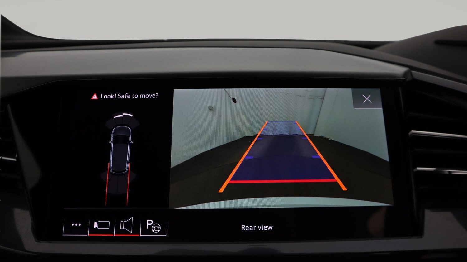 Used Audi Q4 e-tron 2022 for sale - 77502793: Photo 21