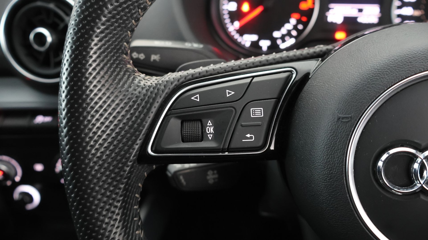 Used Audi Q2 2020 for sale - 77542581: Photo 26