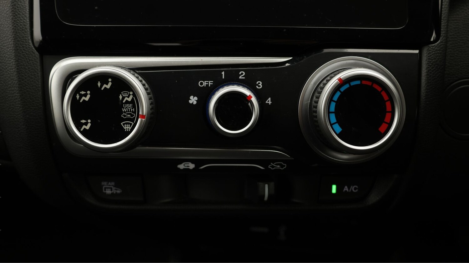 Used Honda Jazz for sale - 77187729: Photo 12