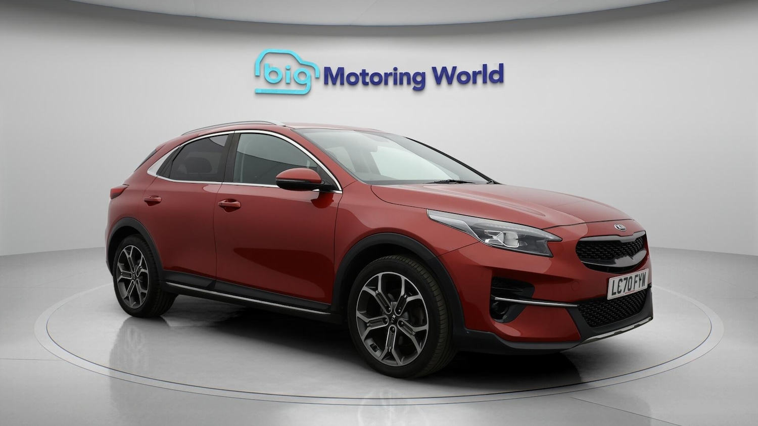 Used Kia XCeed 2020 for sale - 76059548: Photo 2