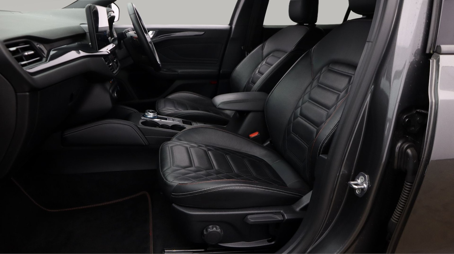 Used Ford Focus 2022 for sale - 78043325: Photo 14