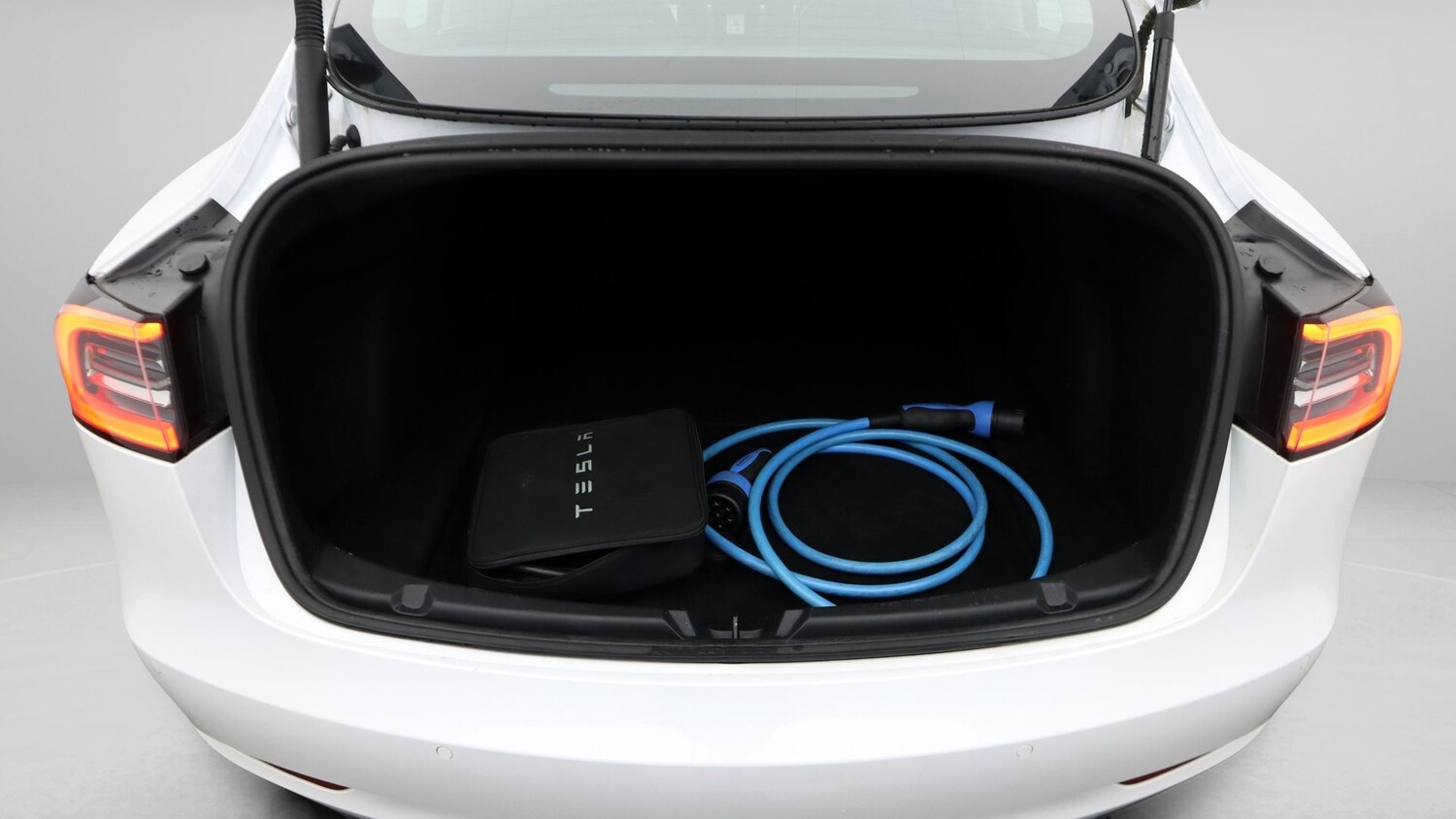 Used Tesla Model 3 2021 for sale - 77460112: Photo 17