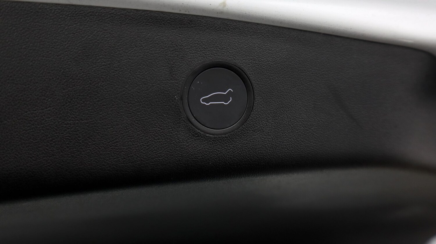 Used Tesla Model 3 2021 for sale - 77460112: Photo 20