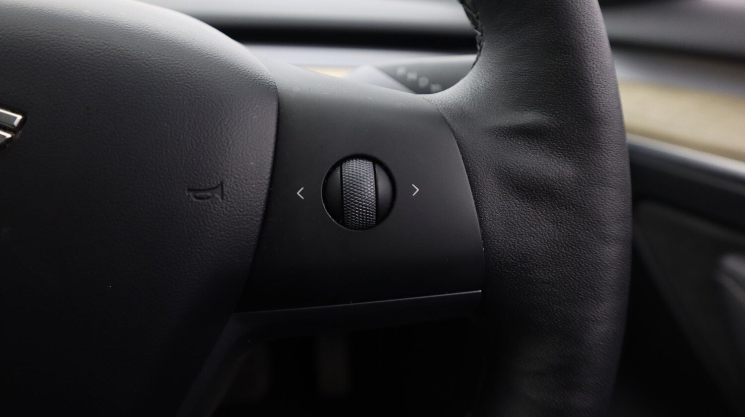 Used Tesla Model 3 2021 for sale - 77460112: Photo 25