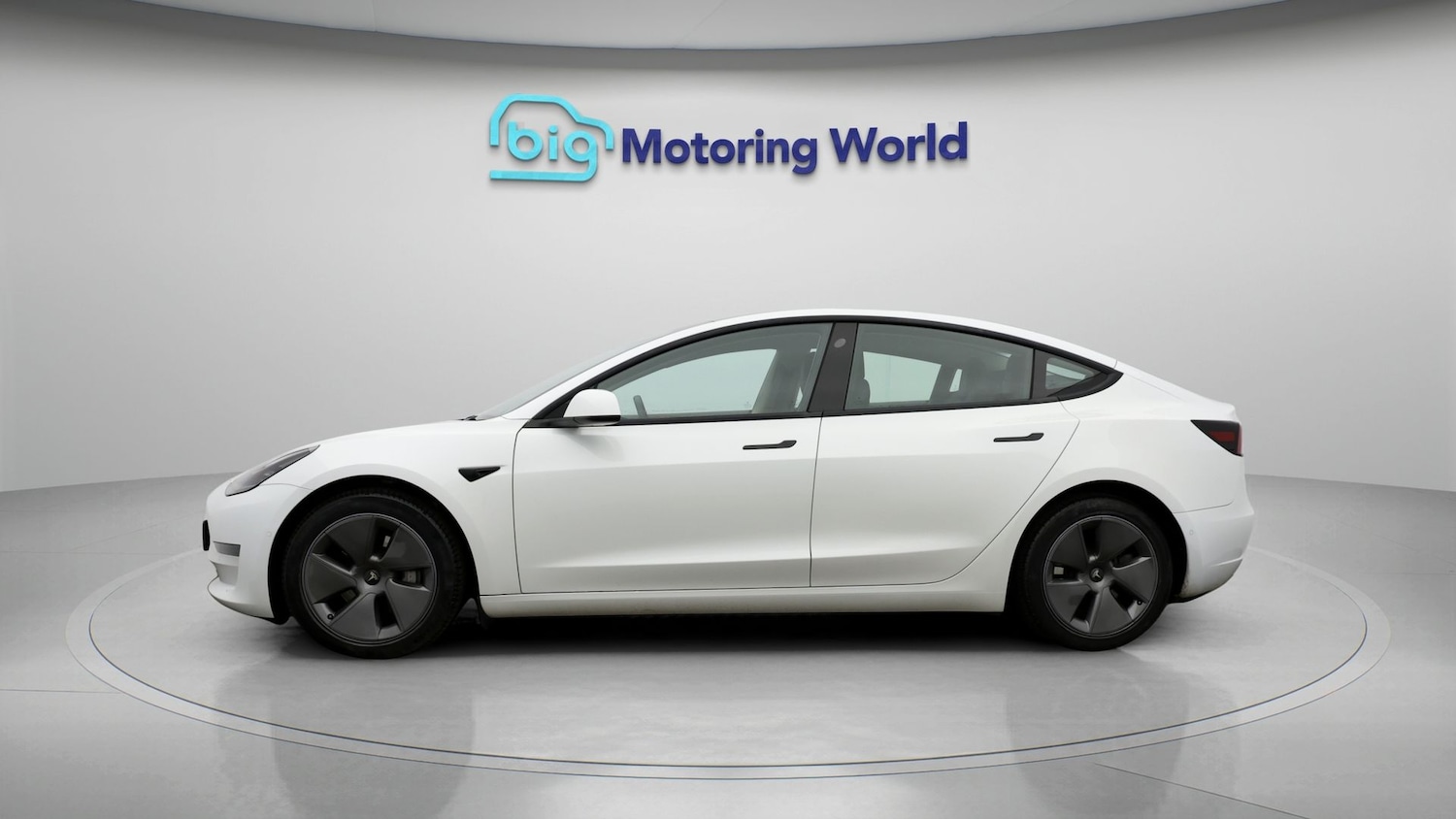 Used Tesla Model 3 2021 for sale - 77460112: Photo 4